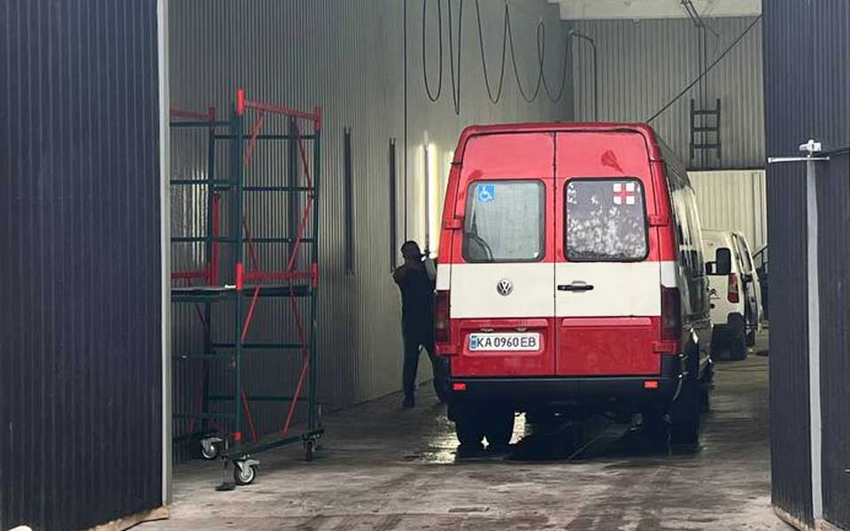 car-6